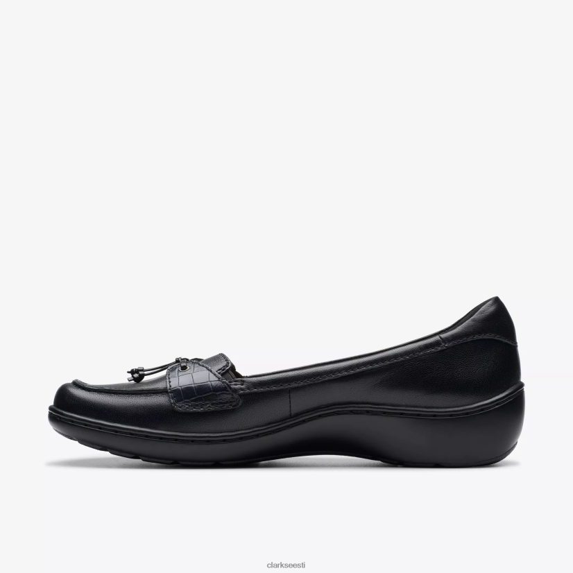 XFL6JJ294 must nahk Clarks cora haley